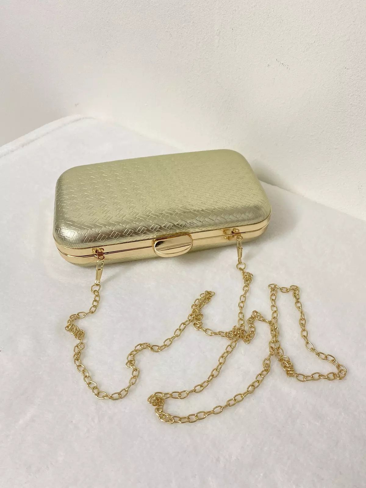 clutch_gold_oval (5)
